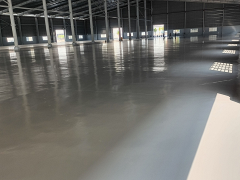 Thi công sàn Epoxy cụm công nghiệp Hoàng Hùng ở Bầu Bàng