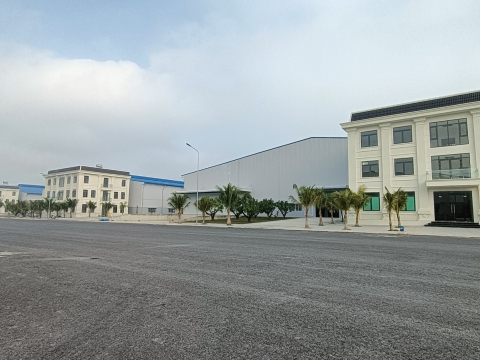 Thi công sàn Epoxy cụm công nghiệp Hoàng Hùng ở Bầu Bàng