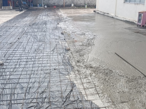 THI CÔNG NỀN SÂN CÔNG TY SATO IKEN VIETNAM KCN BÌNH DƯƠNG