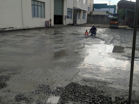 THI CÔNG NỀN SÂN CÔNG TY SATO IKEN VIETNAM KCN BÌNH DƯƠNG